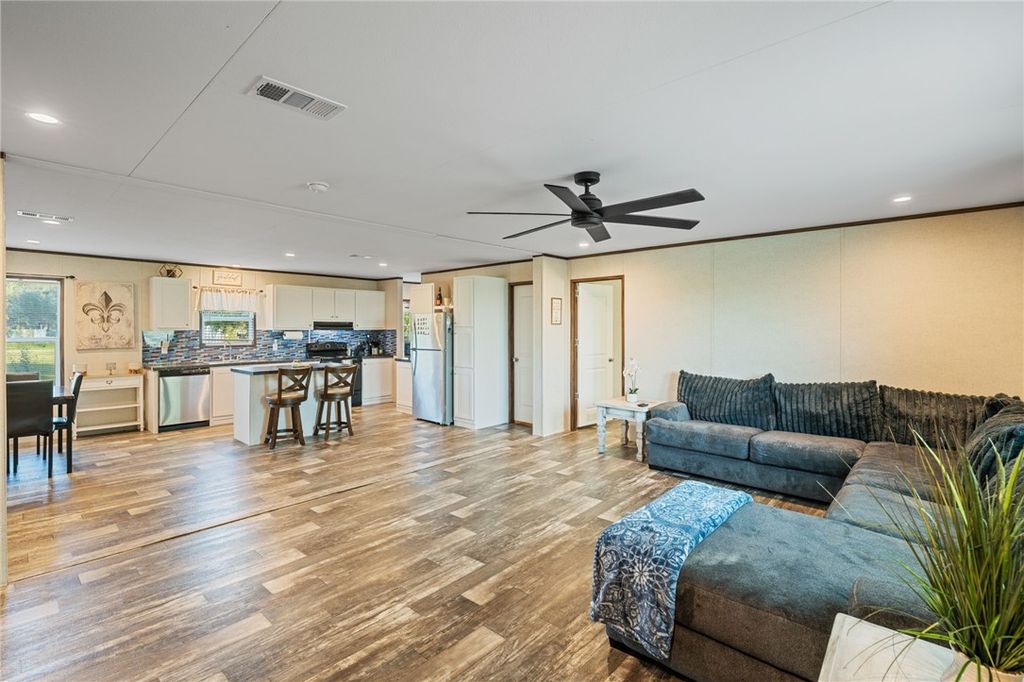 2360 CR 2048, Aransas Pass, TX 78336 — photo 2