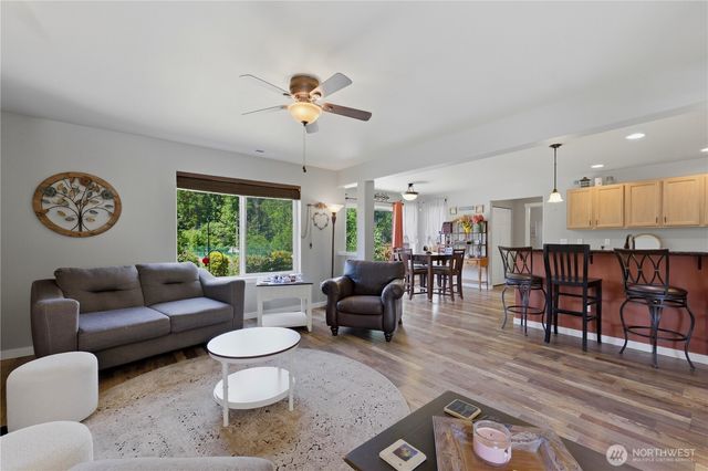 4392 Chanting Circle SW, Port Orchard, WA 98367