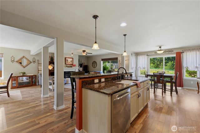 4392 Chanting Circle SW, Port Orchard, WA 98367