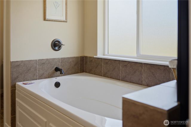 4392 Chanting Circle SW, Port Orchard, WA 98367