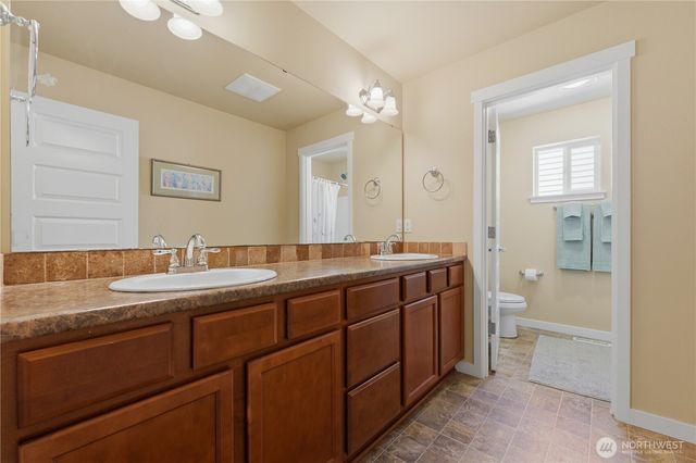 4392 Chanting Circle SW, Port Orchard, WA 98367
