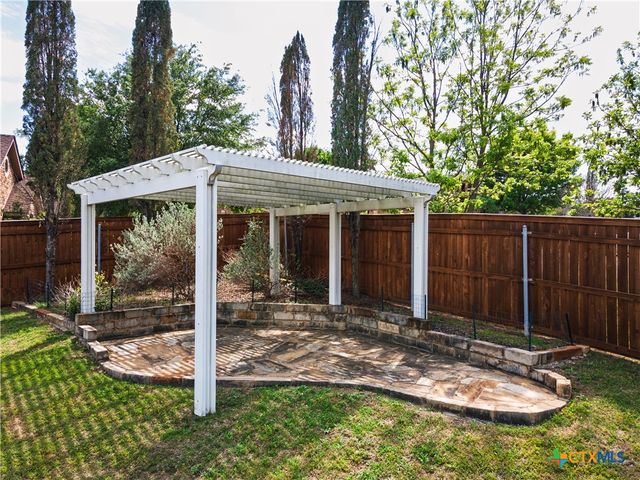 8001 Ridgeway Court, Nolanville, TX 76559
