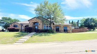8001 Ridgeway Court, Nolanville, TX 76559