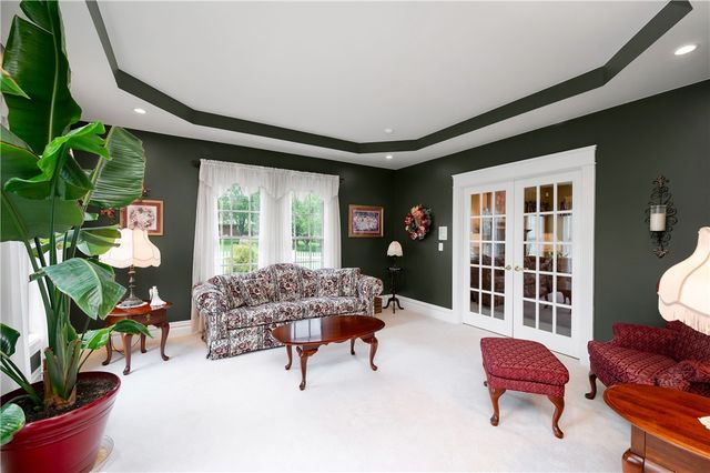 829 Hartzell School Rd, New Sewickley Twp, PA 15066
