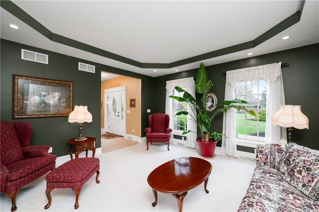 829 Hartzell School Rd, New Sewickley Twp, PA 15066