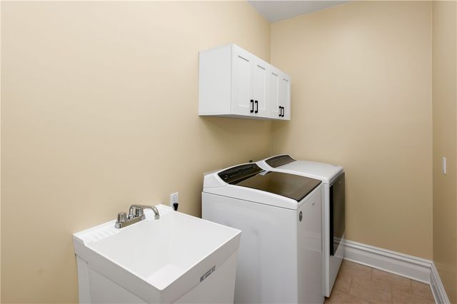 829 Hartzell School Rd, New Sewickley Twp, PA 15066