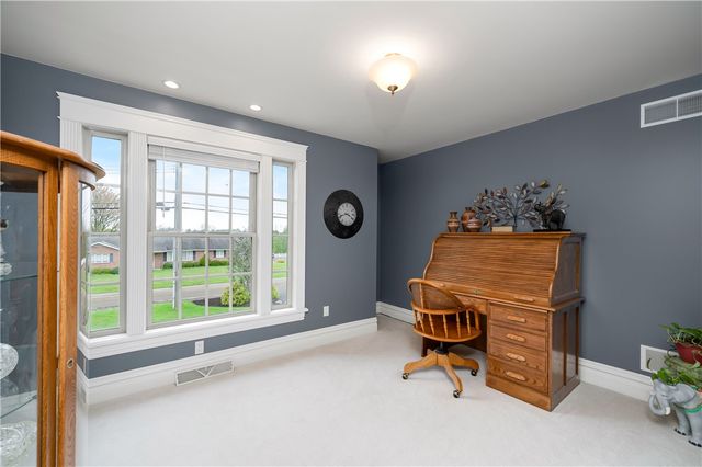 829 Hartzell School Rd, New Sewickley Twp, PA 15066