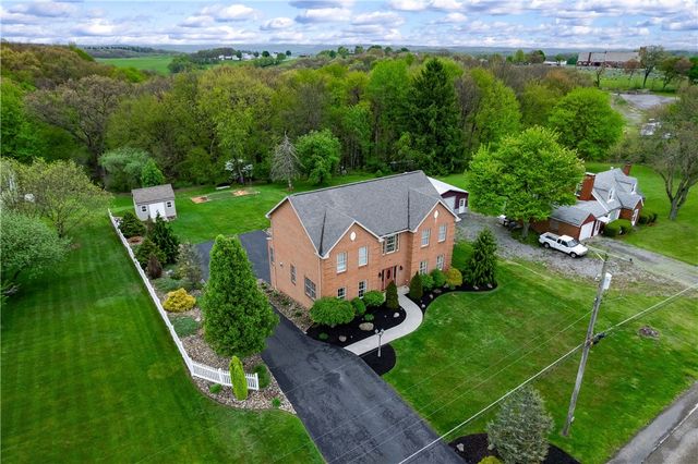 829 Hartzell School Rd, New Sewickley Twp, PA 15066