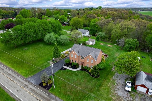 829 Hartzell School Rd, New Sewickley Twp, PA 15066