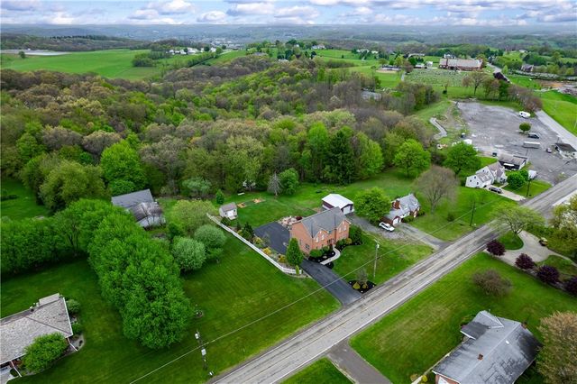829 Hartzell School Rd, New Sewickley Twp, PA 15066