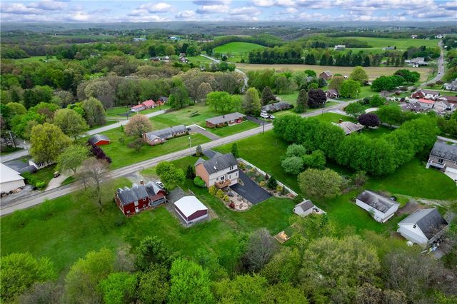 829 Hartzell School Rd, New Sewickley Twp, PA 15066