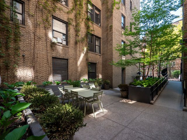 870 W 181st St Apt 38, New York City, NY 10033