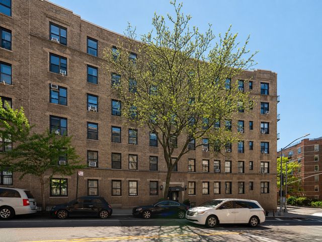870 W 181st St Apt 38, New York City, NY 10033