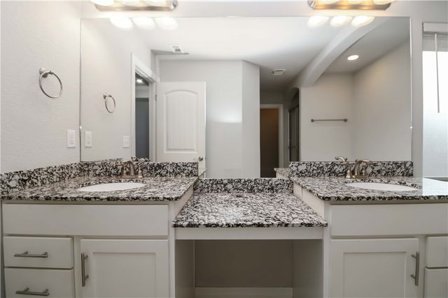 1140 Rosemary Street, Centerton, AR 72719