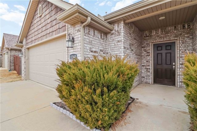 1140 Rosemary Street, Centerton, AR 72719