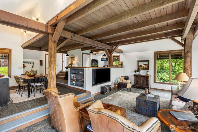 4710 New Sweden Avenue NE, Bainbridge Island, WA 98110