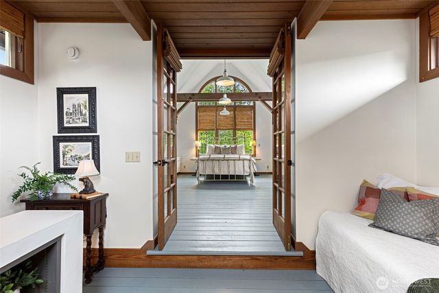 4710 New Sweden Avenue NE, Bainbridge Island, WA 98110