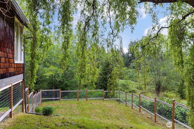 4710 New Sweden Avenue NE, Bainbridge Island, WA 98110