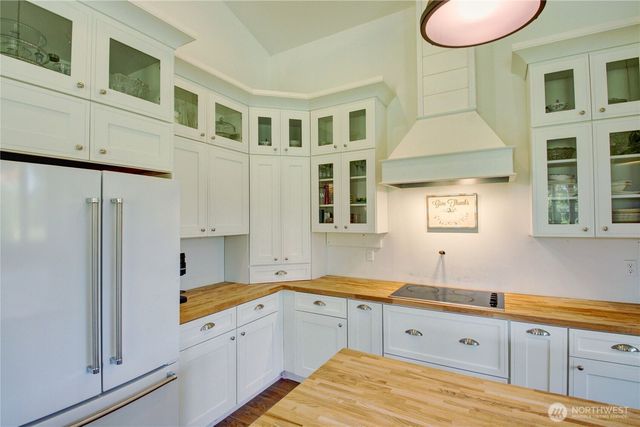 19011 Wildrose Lane, Burlington, WA 98233