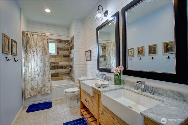 19011 Wildrose Lane, Burlington, WA 98233
