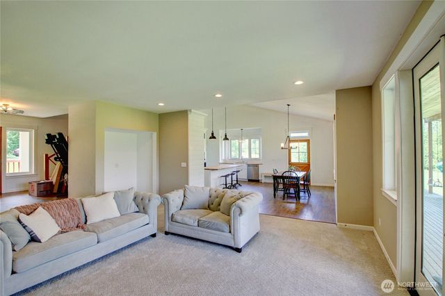 19011 Wildrose Lane, Burlington, WA 98233