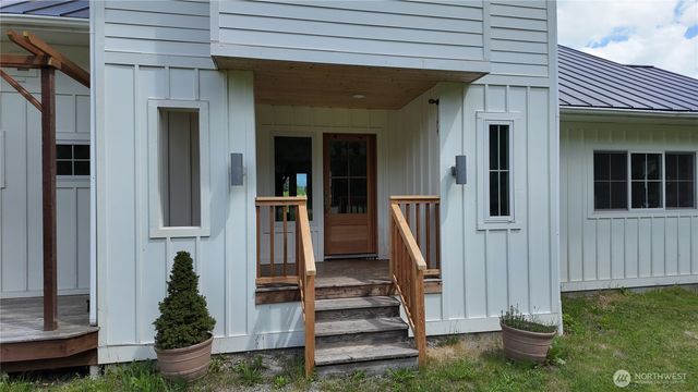 19011 Wildrose Lane, Burlington, WA 98233