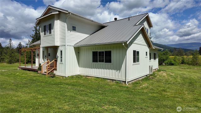 19011 Wildrose Lane, Burlington, WA 98233