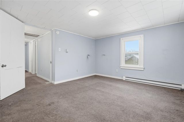 802 Mckinley Ave, East Vandergrift, PA 15629