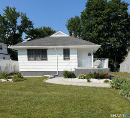 134 Albright Avenue, Stratford, CT 06614