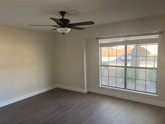 1822 Tiburon Bend, Lewisville, TX 75067