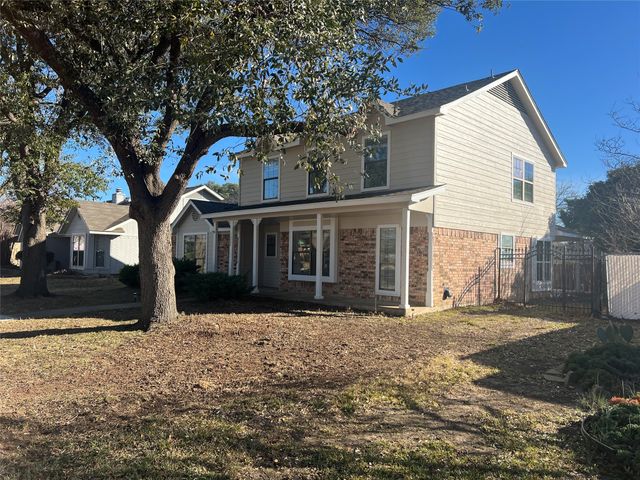 1822 Tiburon Bend, Lewisville, TX 75067