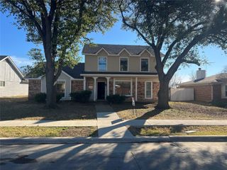 1822 Tiburon Bend, Lewisville, TX 75067