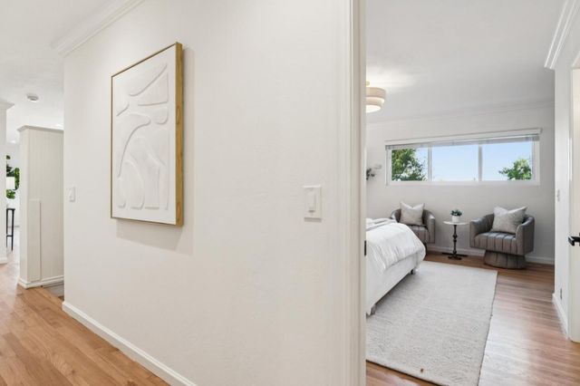 611 Hillcrest Drive, Redwood City, CA 94062