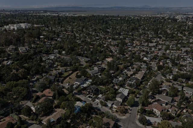 611 Hillcrest Drive, Redwood City, CA 94062