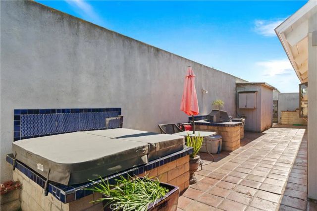 1788 Hawaii, Costa Mesa, CA 92626