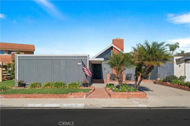 1788 Hawaii, Costa Mesa, CA 92626