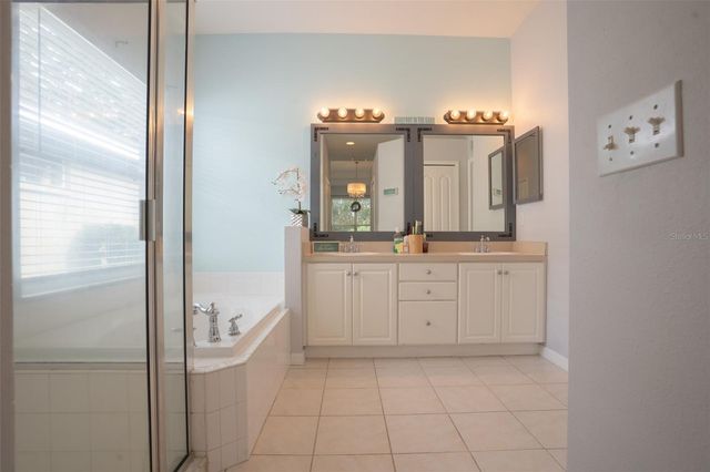 5029 TORREY HILLS LANE, Lutz, FL 33558
