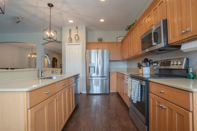 5029 TORREY HILLS LANE, Lutz, FL 33558