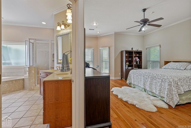 221 Dunwoody Drive, Jonesboro, AR 72404