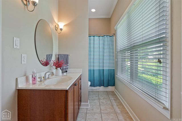 221 Dunwoody Drive, Jonesboro, AR 72404