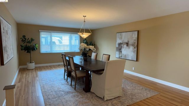 91 Shell Pl, Discovery Bay, CA 94505