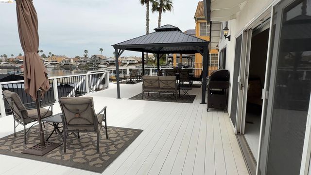 91 Shell Pl, Discovery Bay, CA 94505