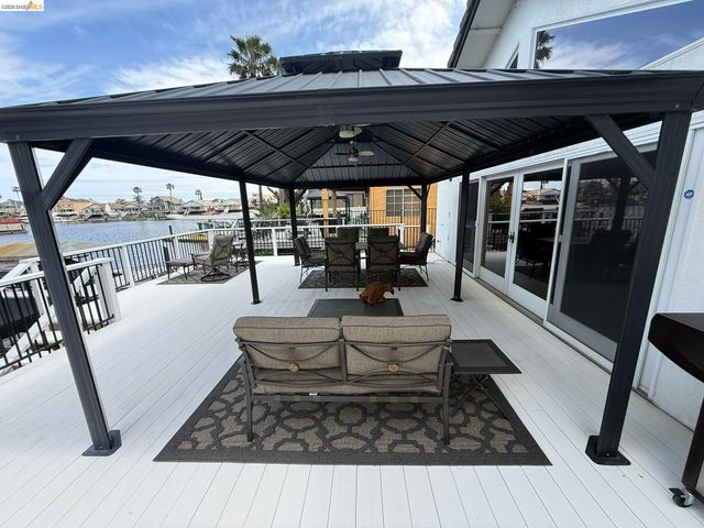 91 Shell Pl, Discovery Bay, CA 94505