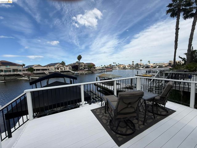 91 Shell Pl, Discovery Bay, CA 94505