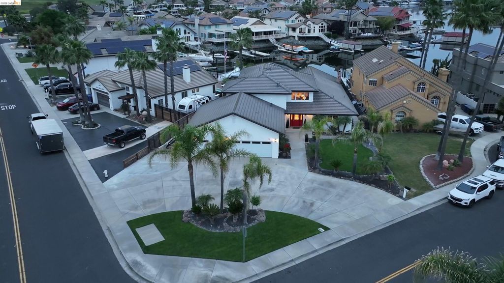 91 Shell Pl, Discovery Bay, CA 94505