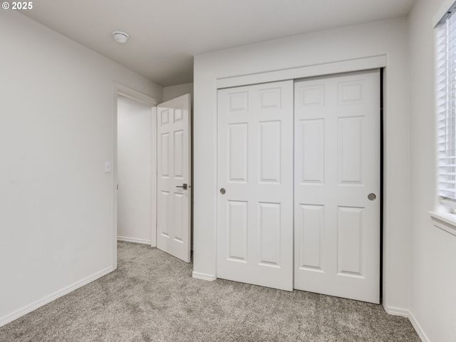 18067 Sw NIKS Dr, Beaverton, OR 97003