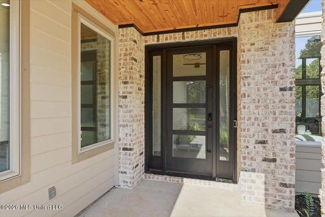 3 Carter Grove, Jackson, MS 39211