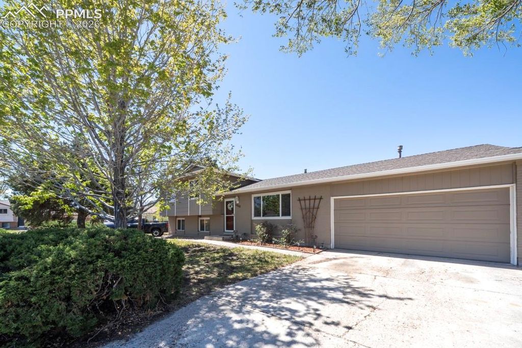 6060 Flintridge Drive, Colorado Springs, CO 80918 — photo 3