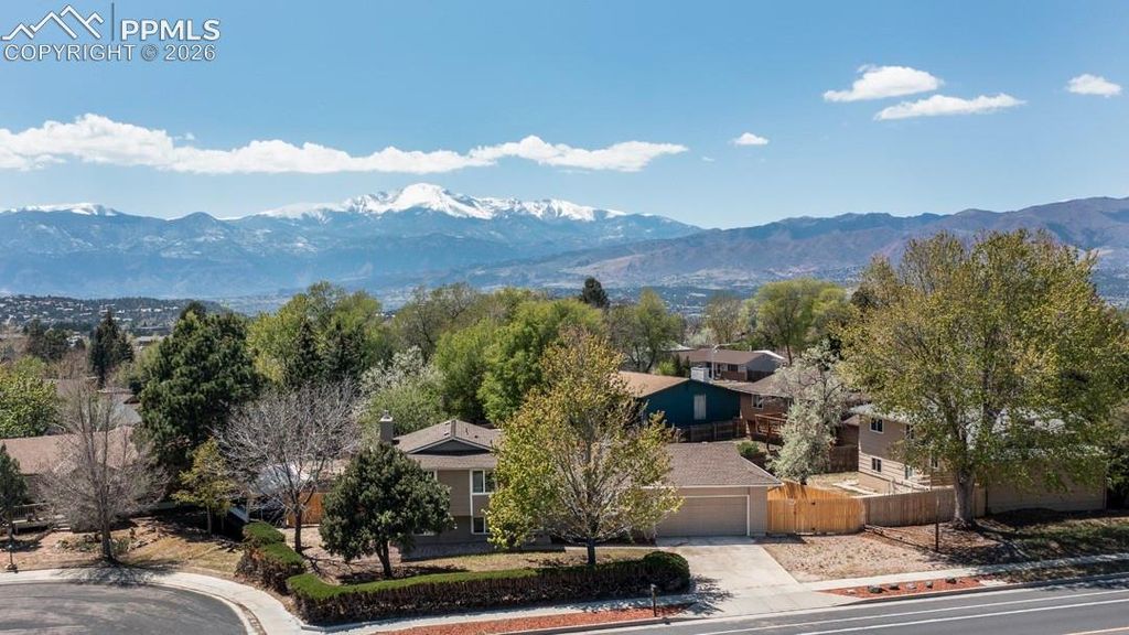 6060 Flintridge Drive, Colorado Springs, CO 80918 — photo 4
