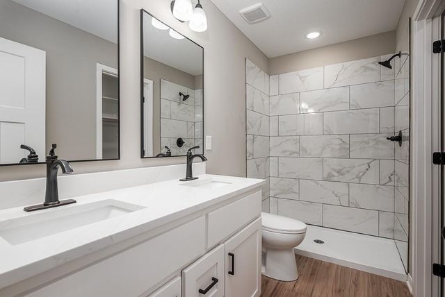 1320 N 159th Street, Basehor, KS 66007